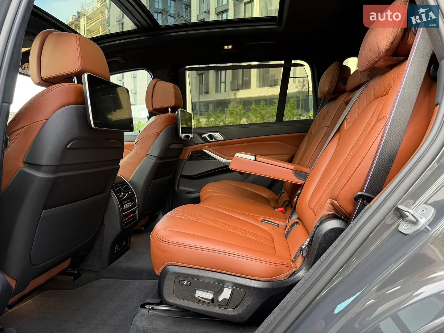 2022 BMW X7 - мініатюра 23