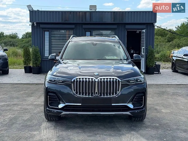 BMW X7