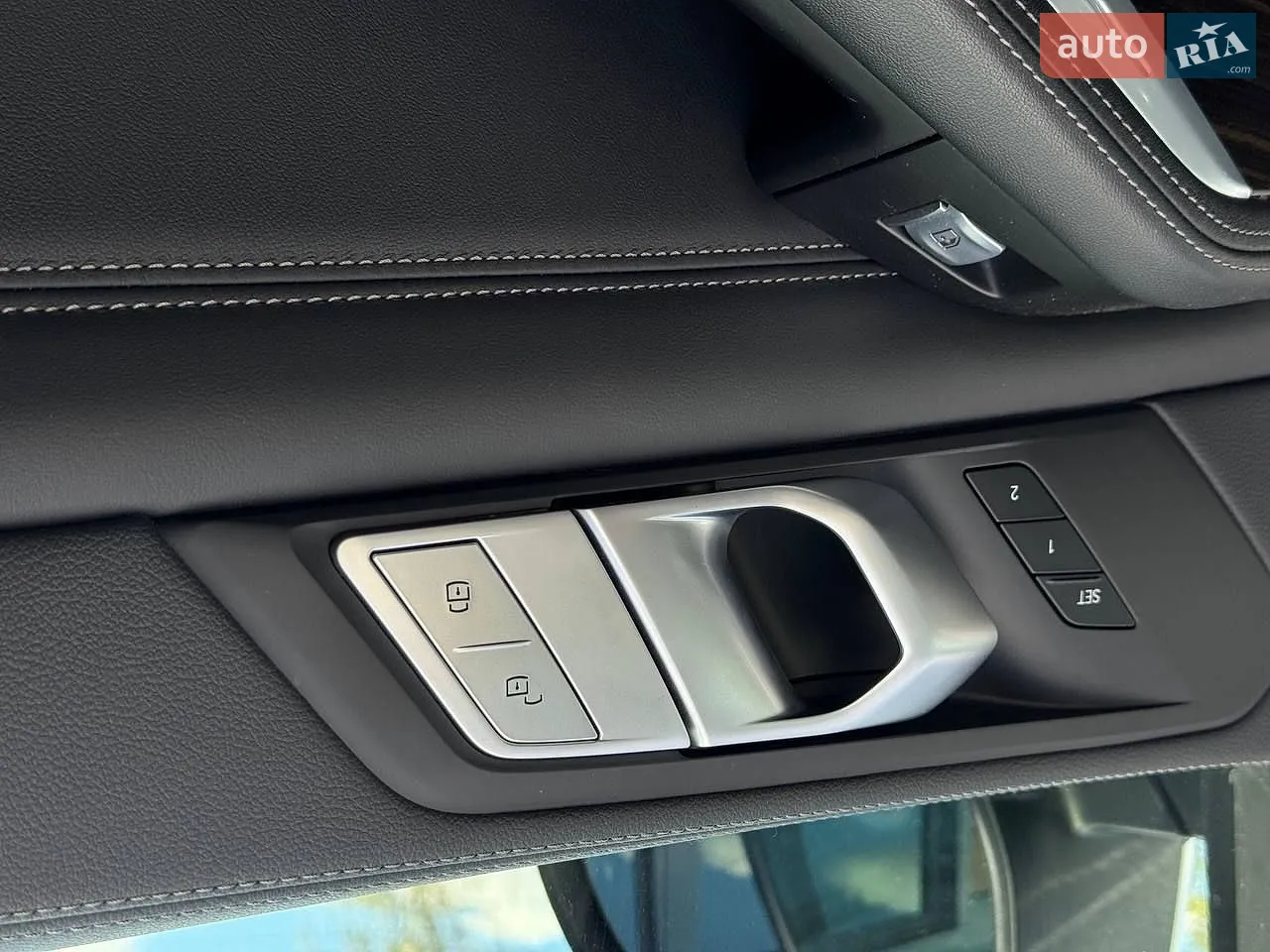 2020 BMW X7 - мініатюра 92