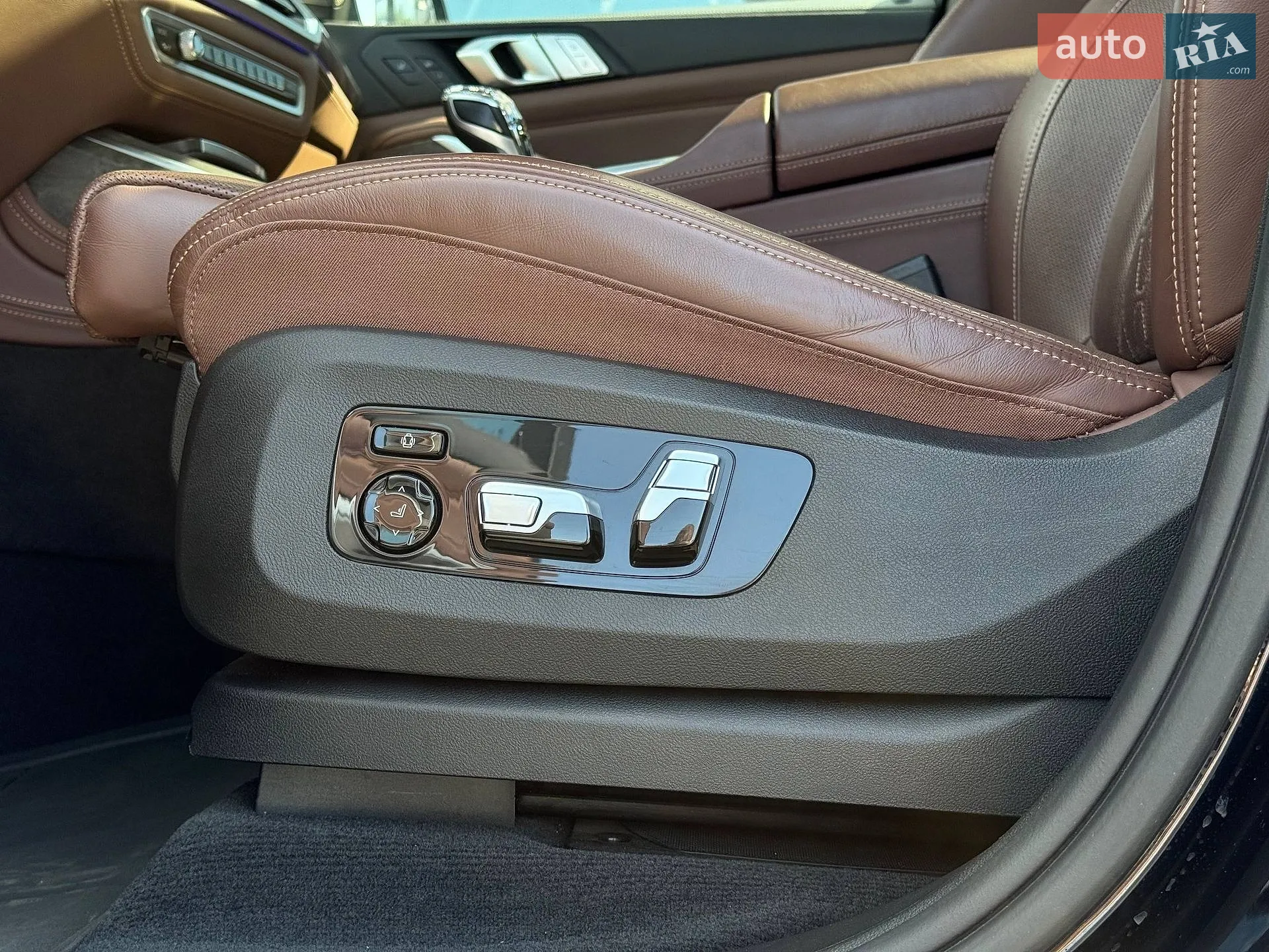 2020 BMW X7 - мініатюра 63