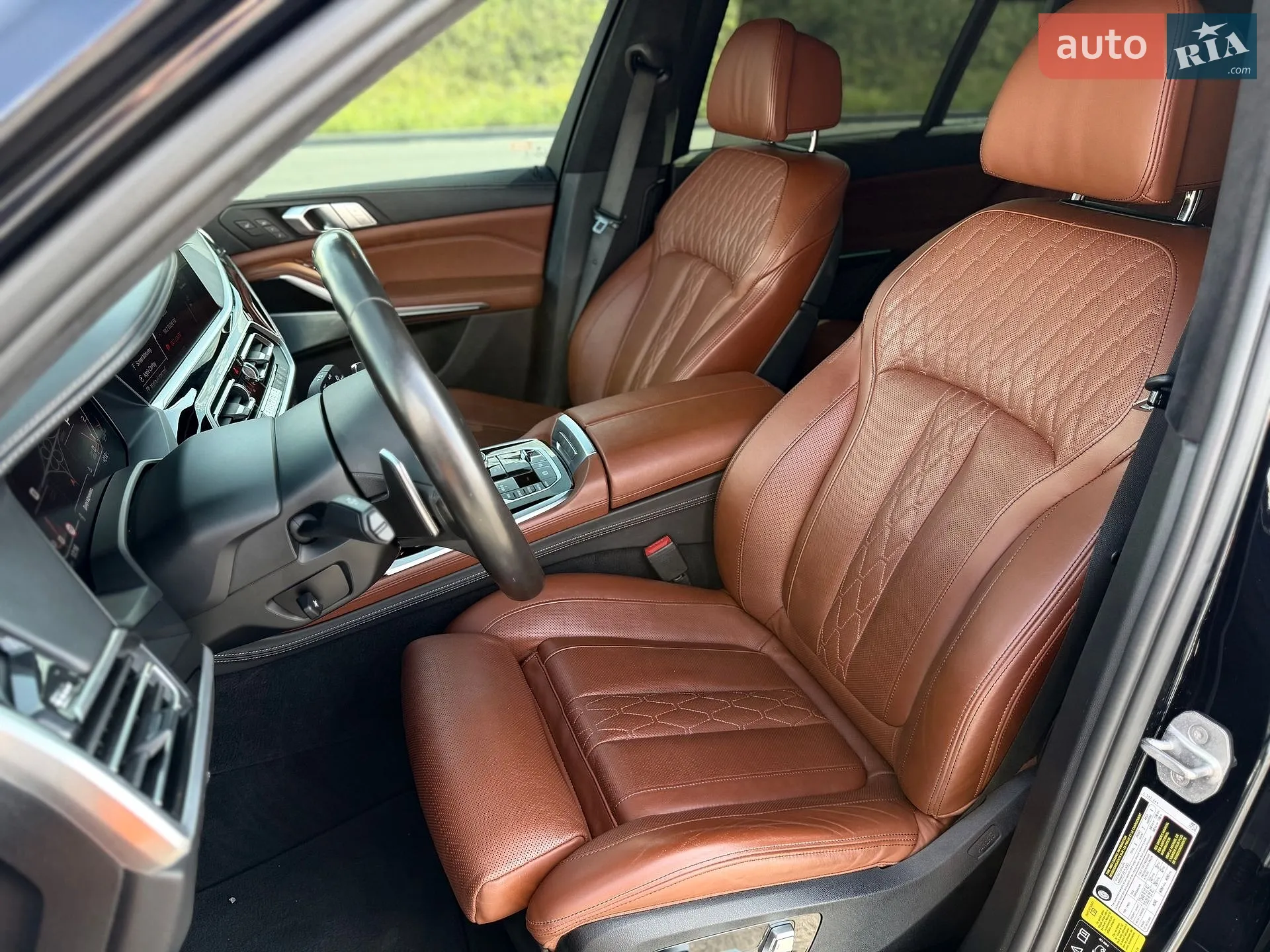 2020 BMW X7 - мініатюра 16
