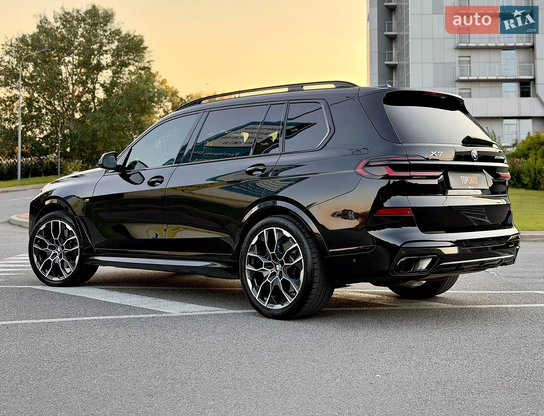 2023 BMW X7 - мініатюра 9