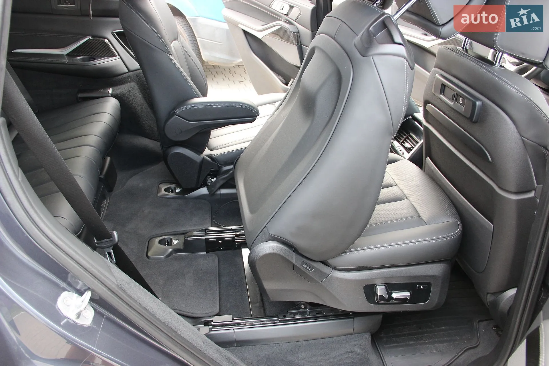 2019 BMW X7 - мініатюра 36