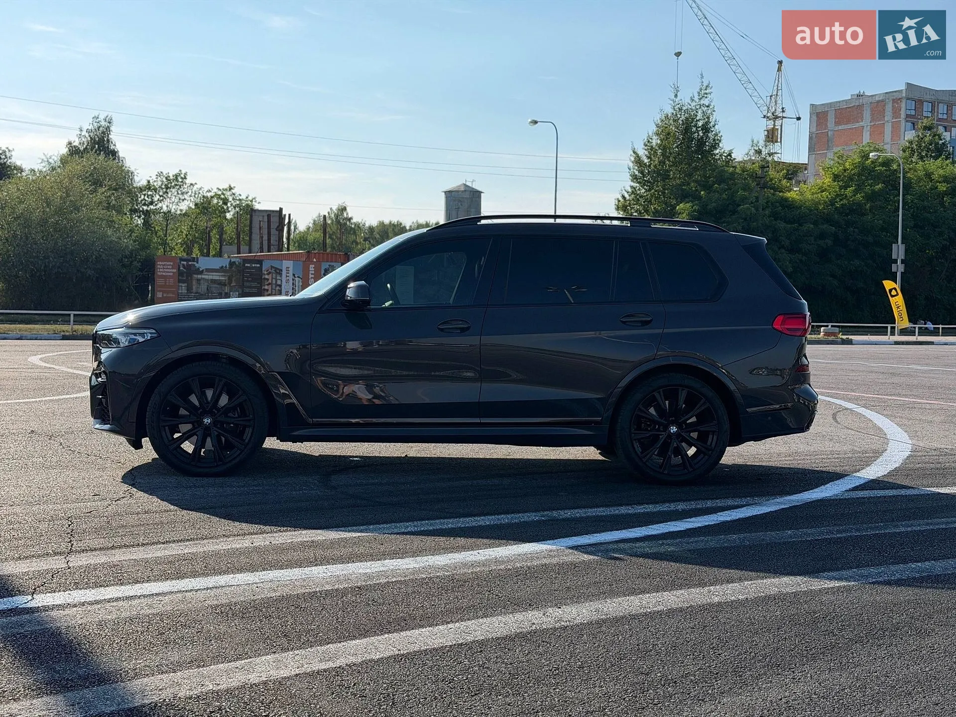 2021 BMW X7 - мініатюра 11