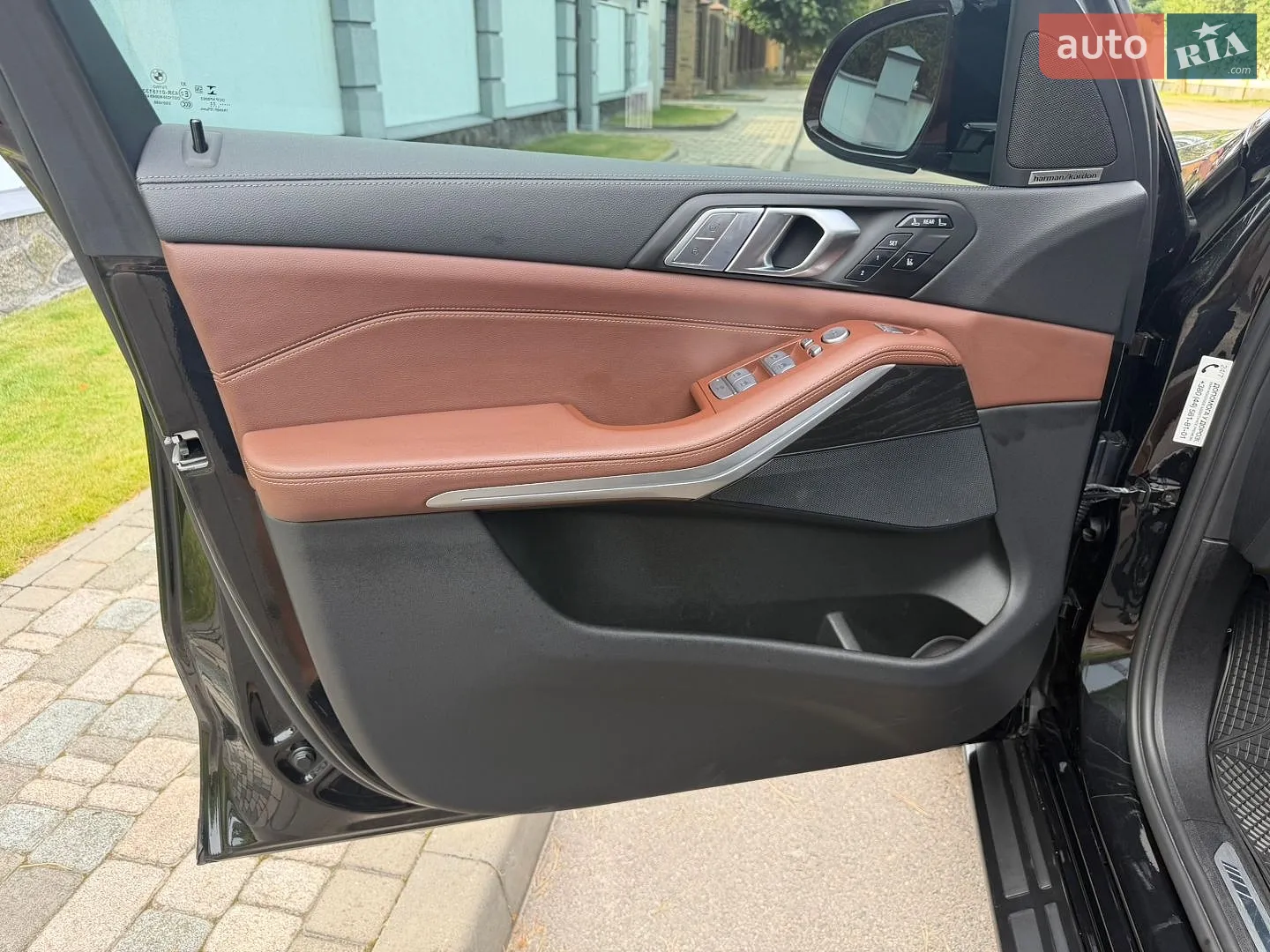 2022 BMW X7 - мініатюра 22