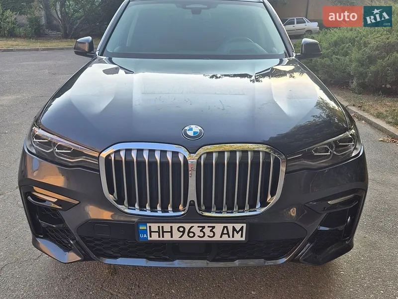 BMW X7