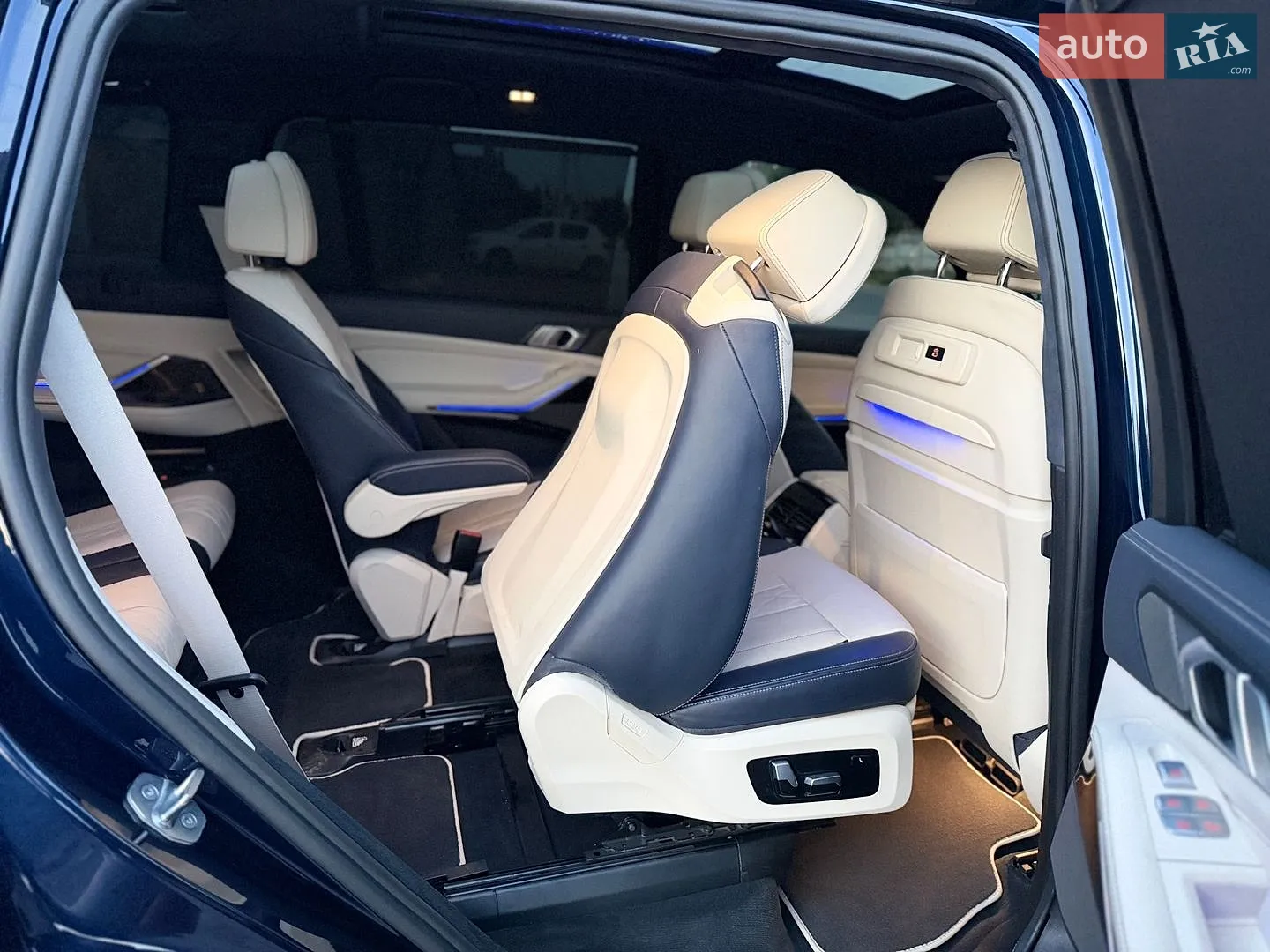 2020 BMW X7 - мініатюра 41
