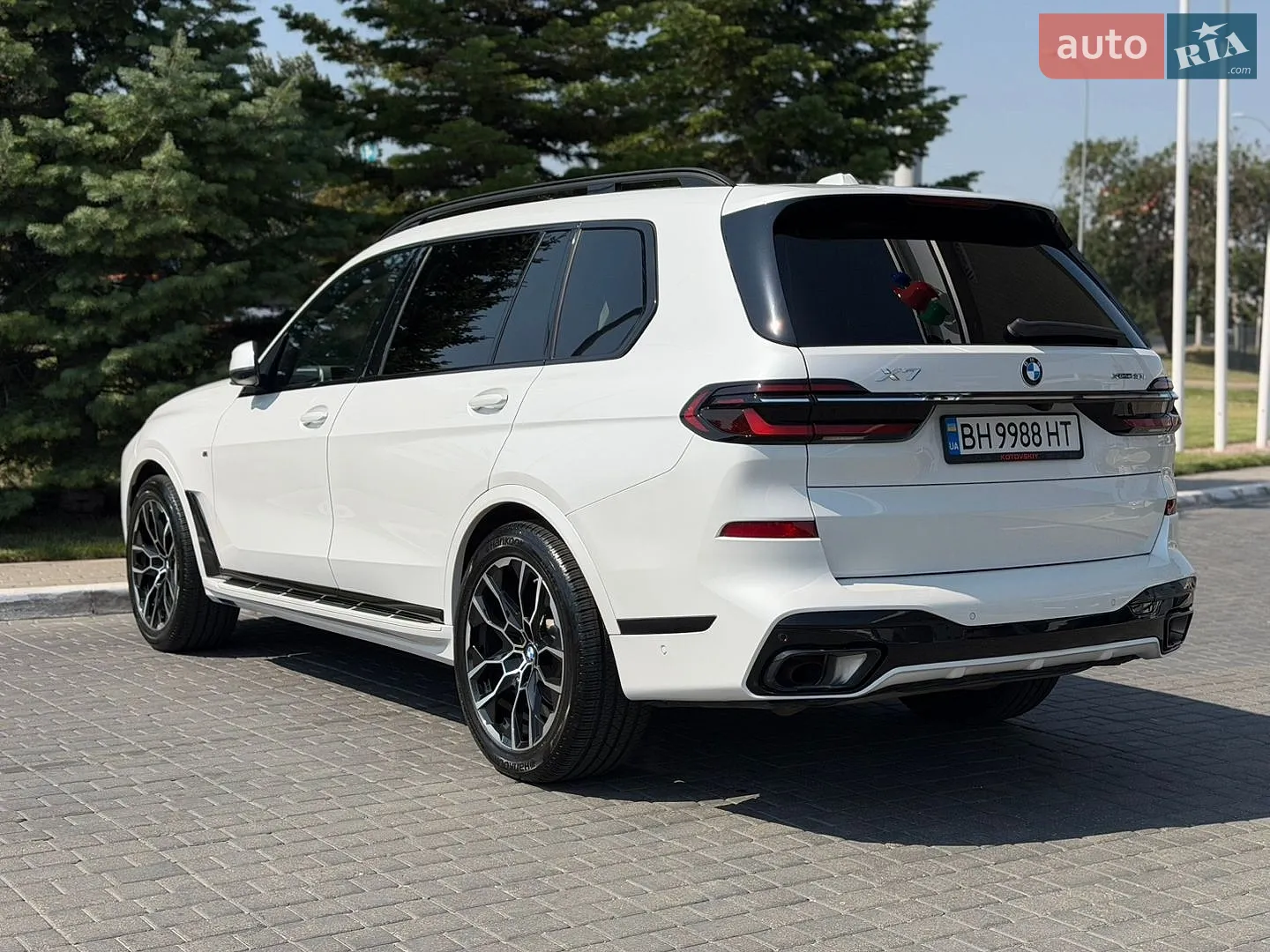 2023 BMW X7 - мініатюра 8