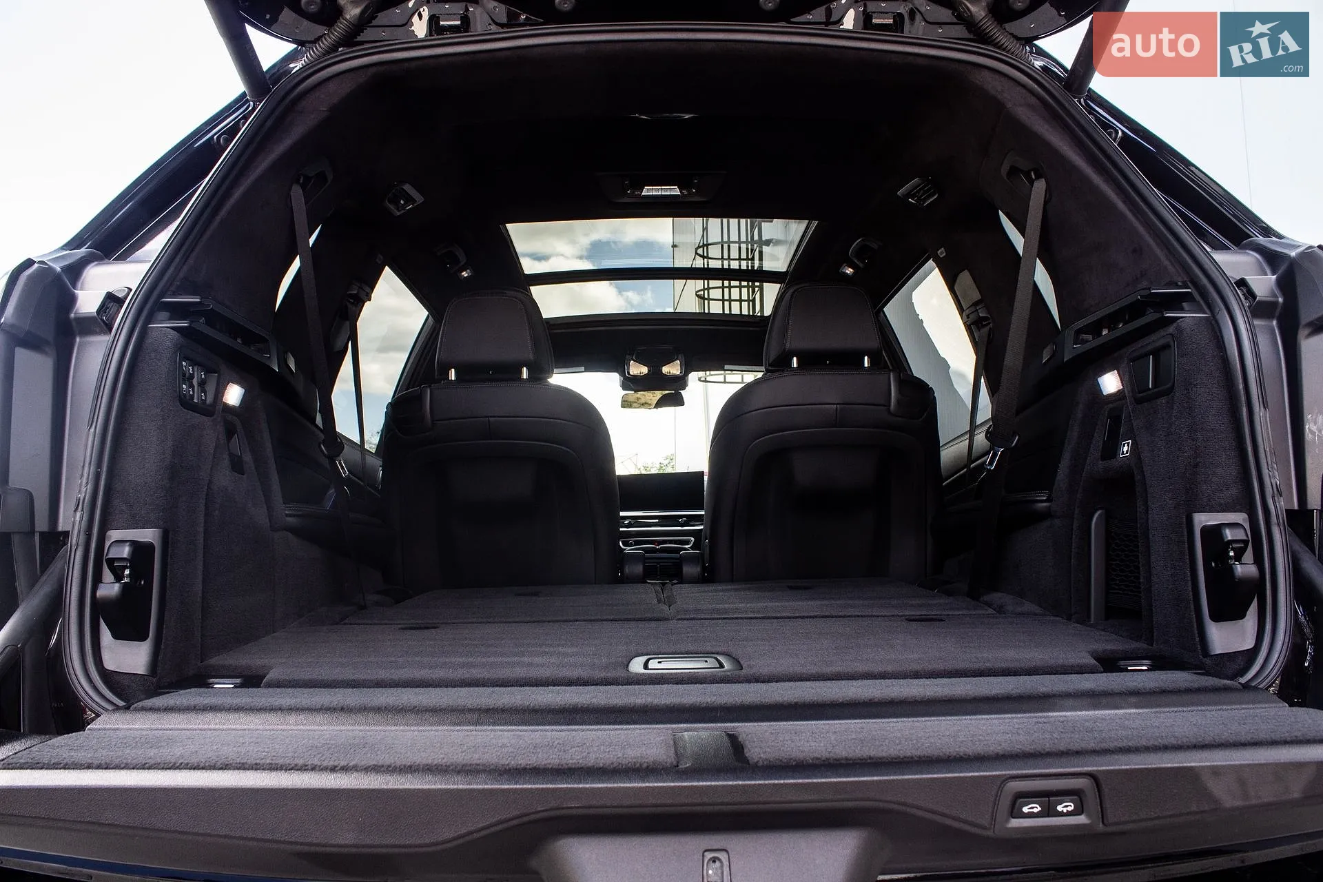 2024 BMW X7 - мініатюра 47