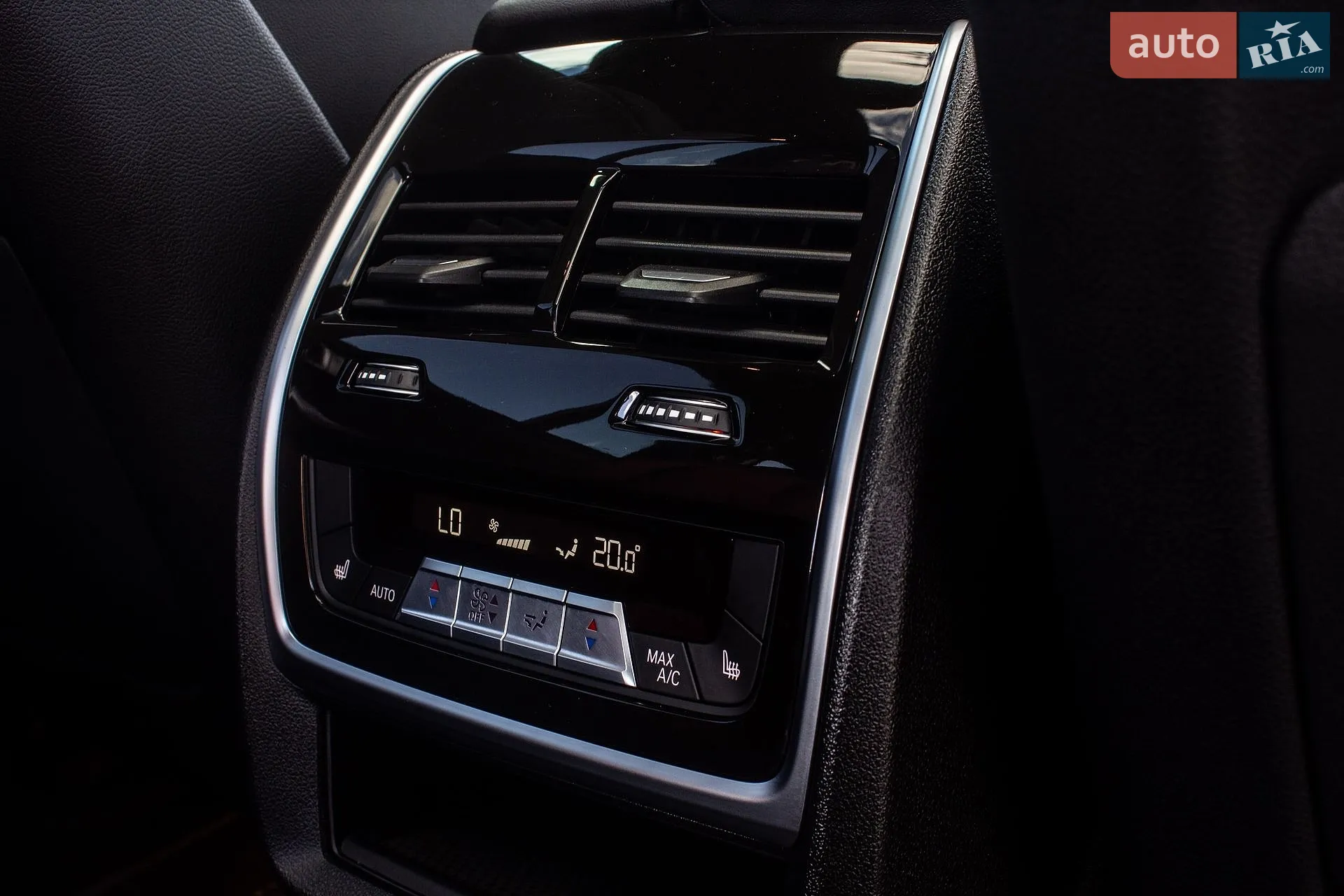 2024 BMW X7 - мініатюра 54