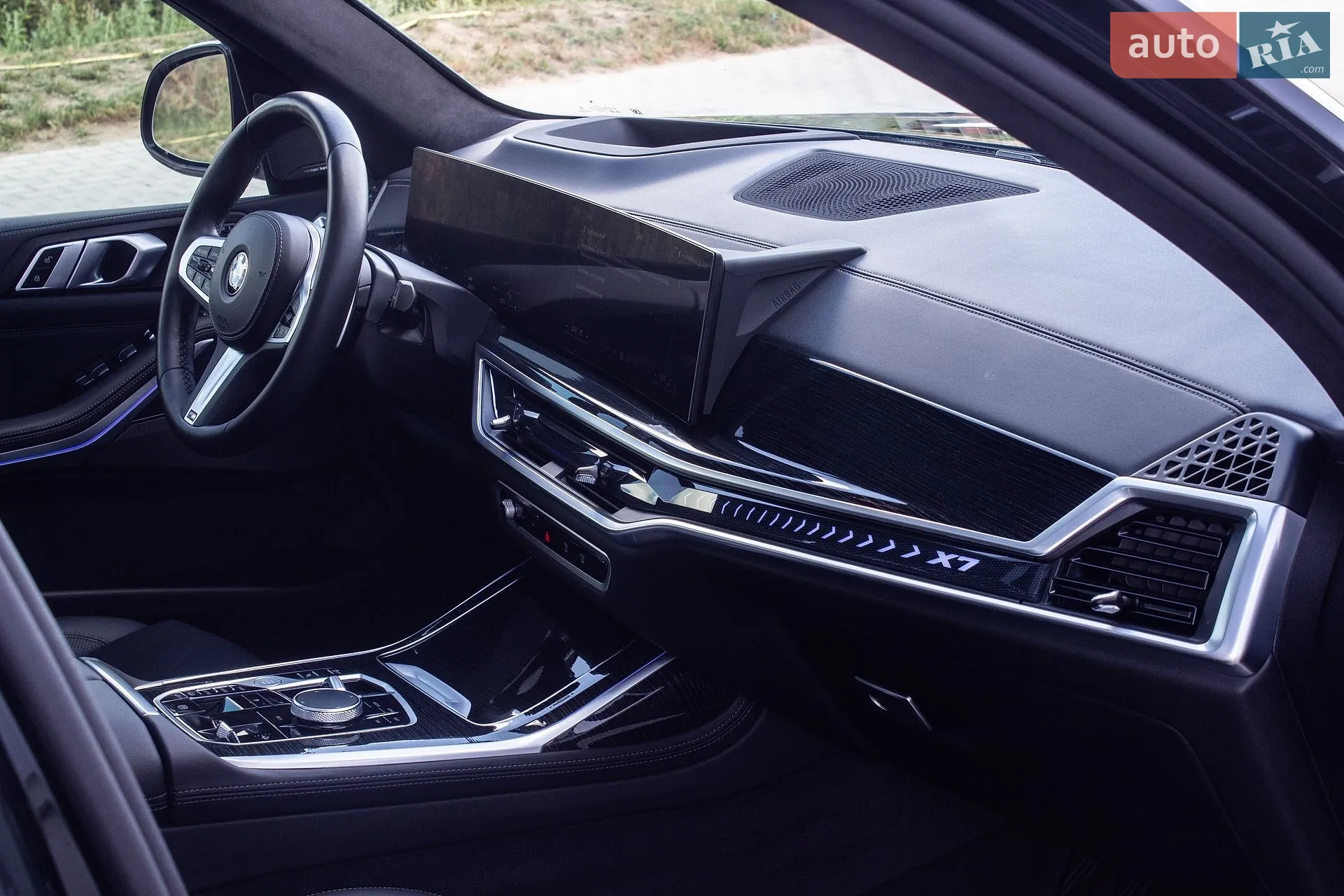 2024 BMW X7 - мініатюра 73