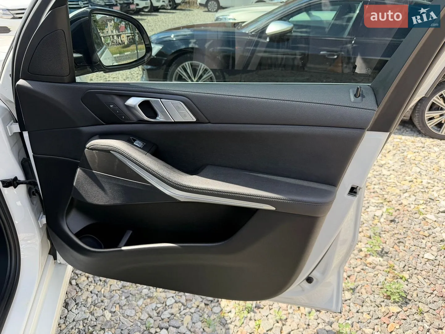 2021 BMW X7 - мініатюра 41
