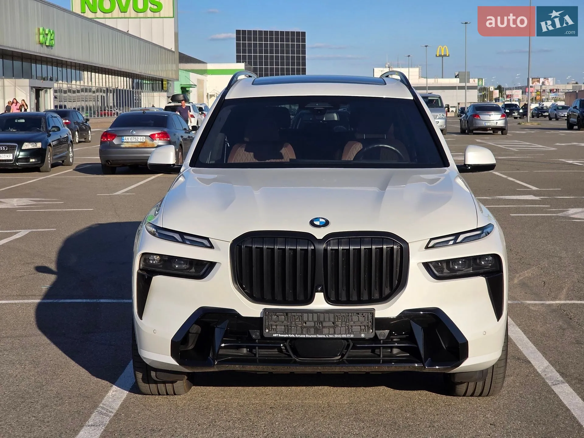 2023 BMW X7 - мініатюра 3