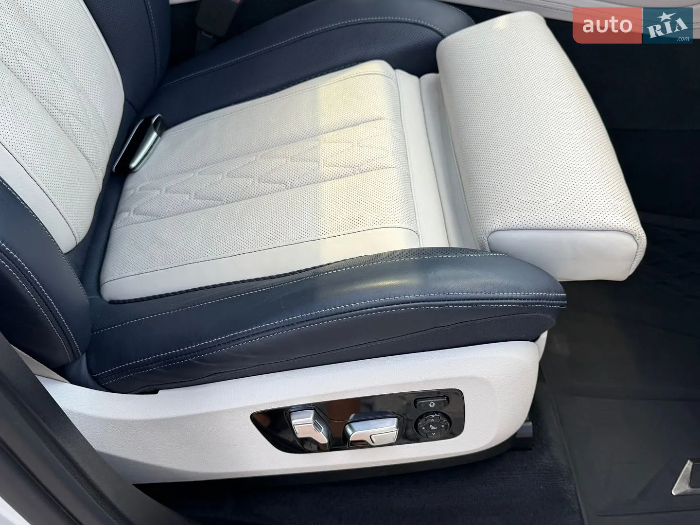 2019 BMW X7 - мініатюра 37