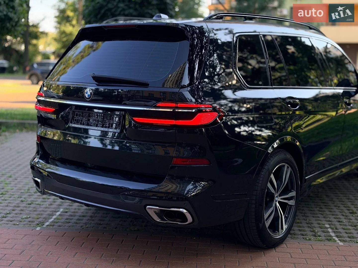 2024 BMW X7 - мініатюра 8