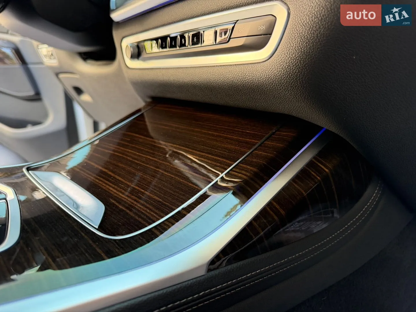 2020 BMW X7 - мініатюра 35