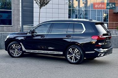 Внедорожник / Кроссовер BMW X7 2022 в Киеве