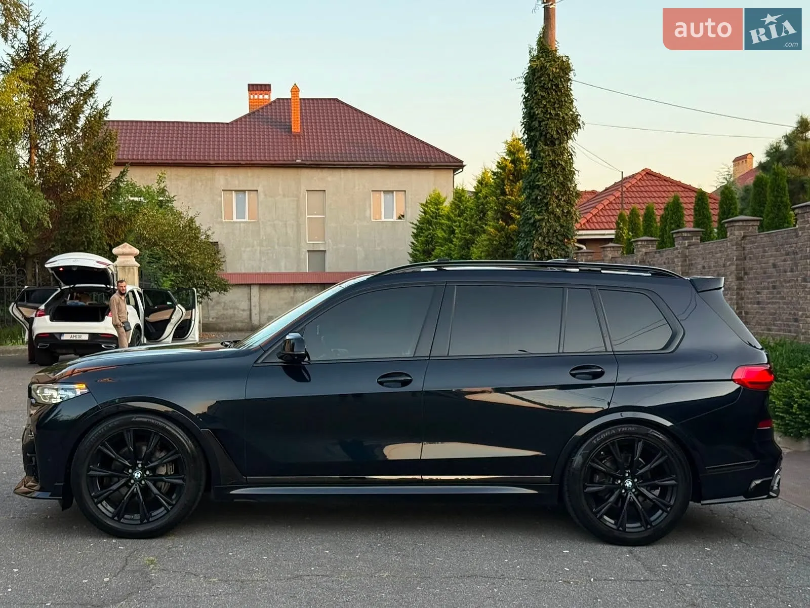2020 BMW X7 - мініатюра 2