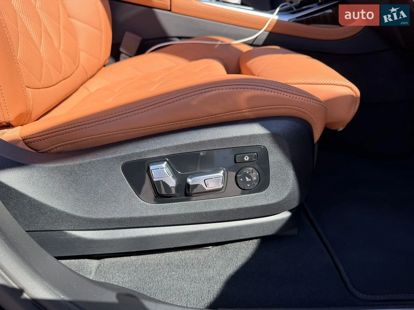 2023 BMW X7 - мініатюра 17