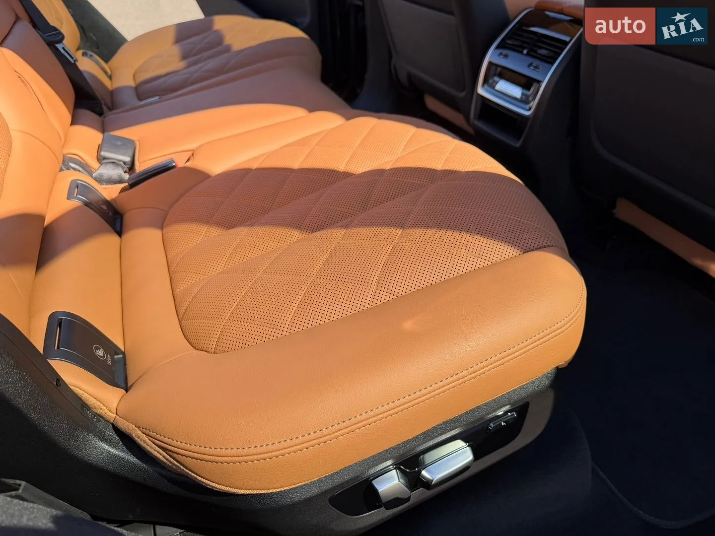 2023 BMW X7 - мініатюра 25