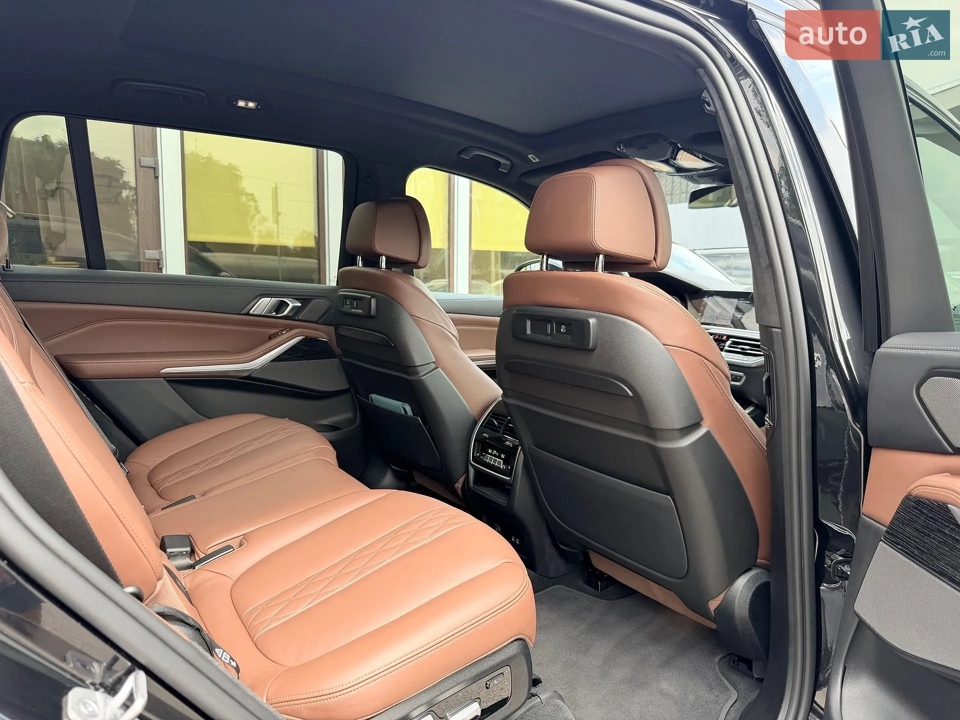 2021 BMW X7 - мініатюра 36