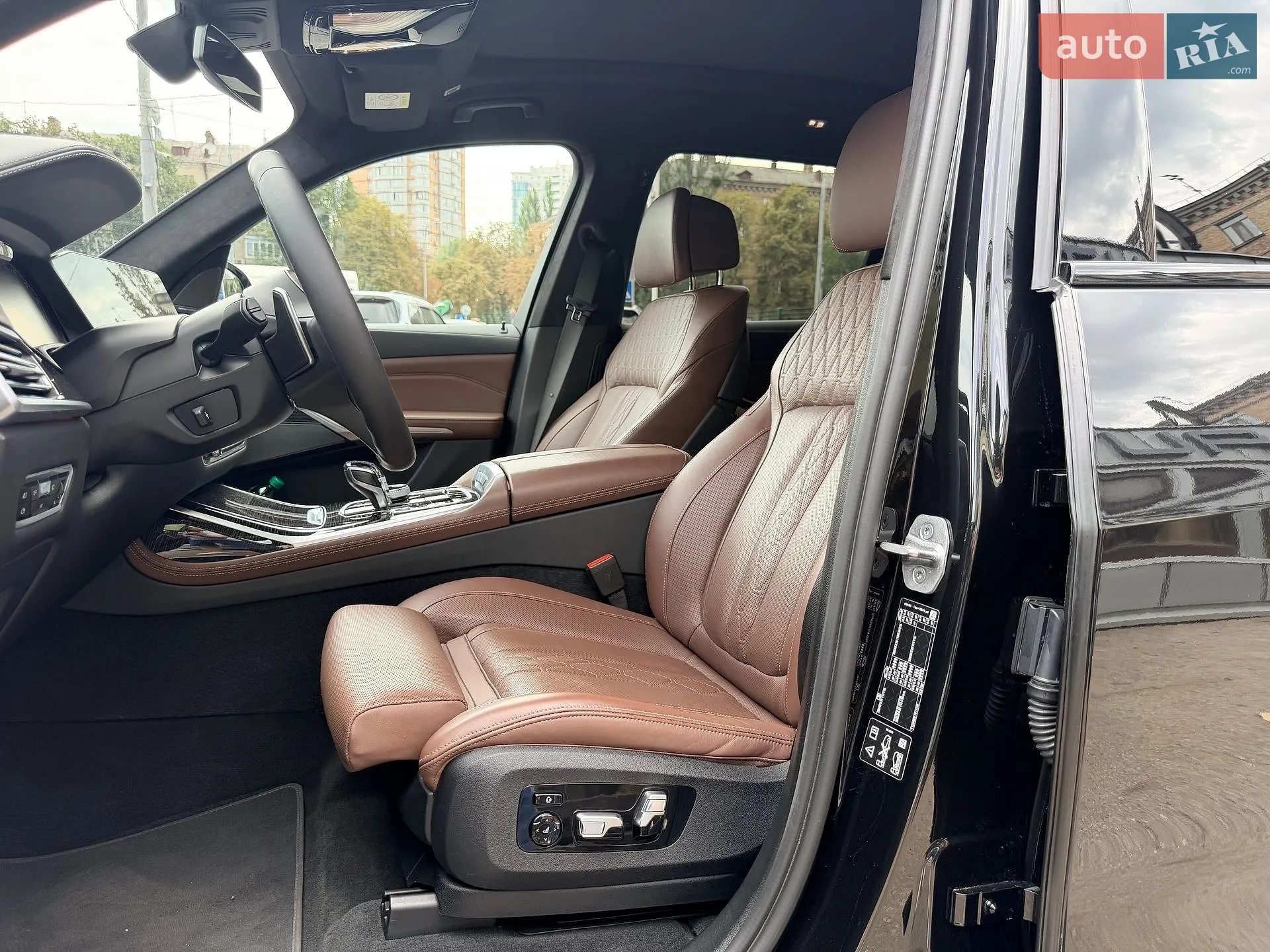 2021 BMW X7 - мініатюра 44