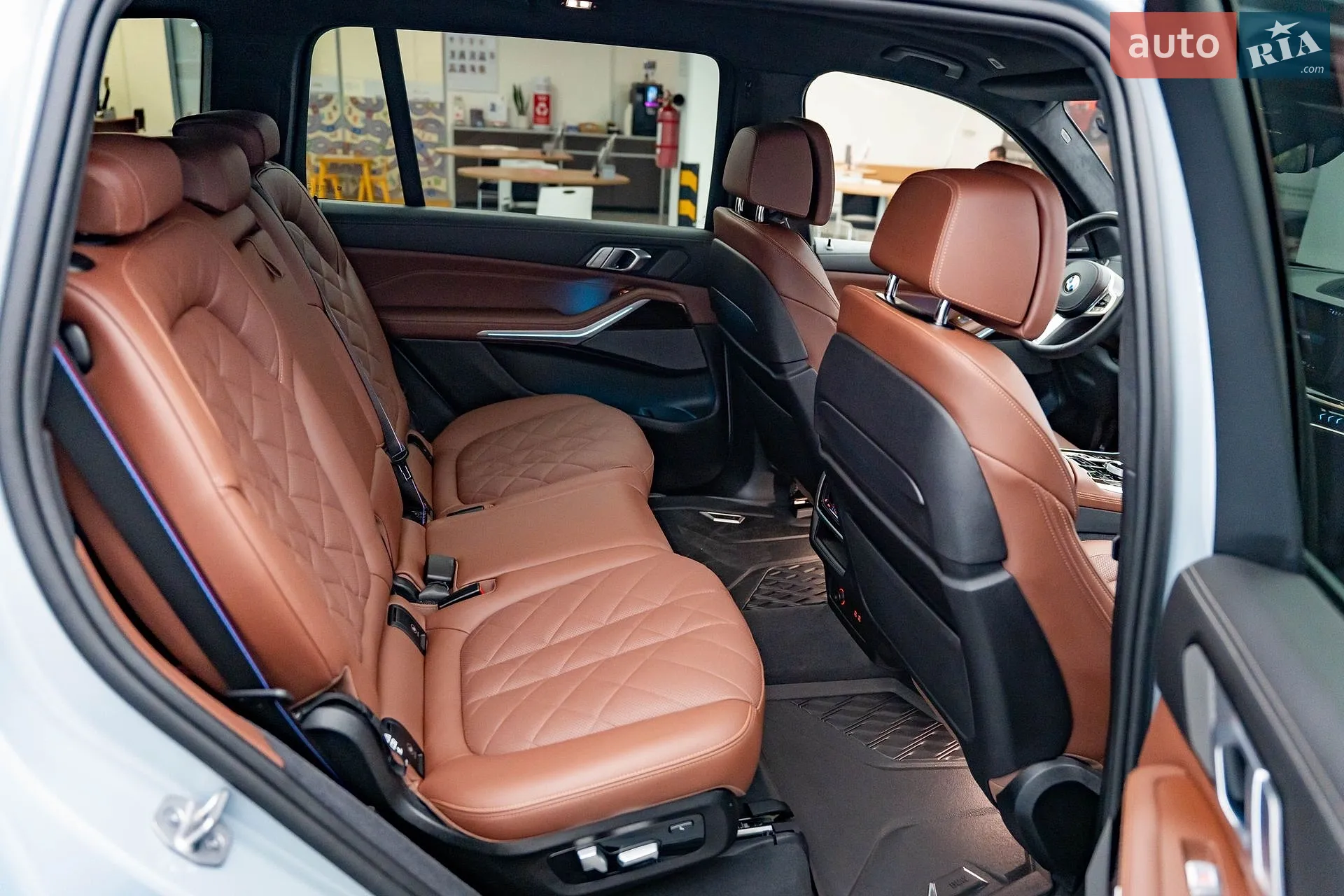 2024 BMW X7 - мініатюра 17
