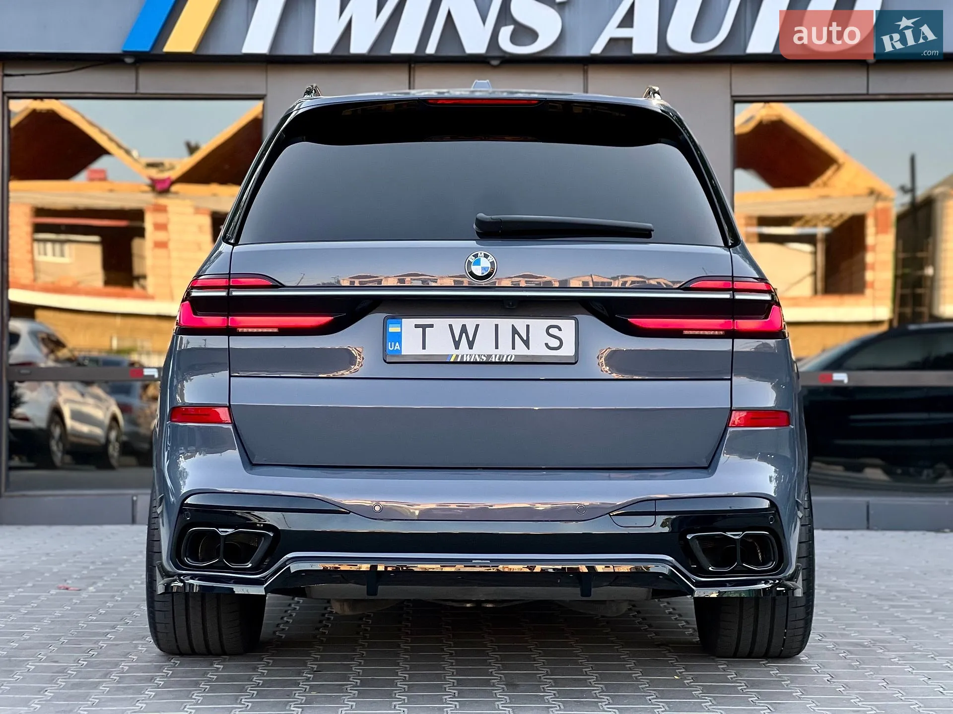 2023 BMW X7 - мініатюра 3