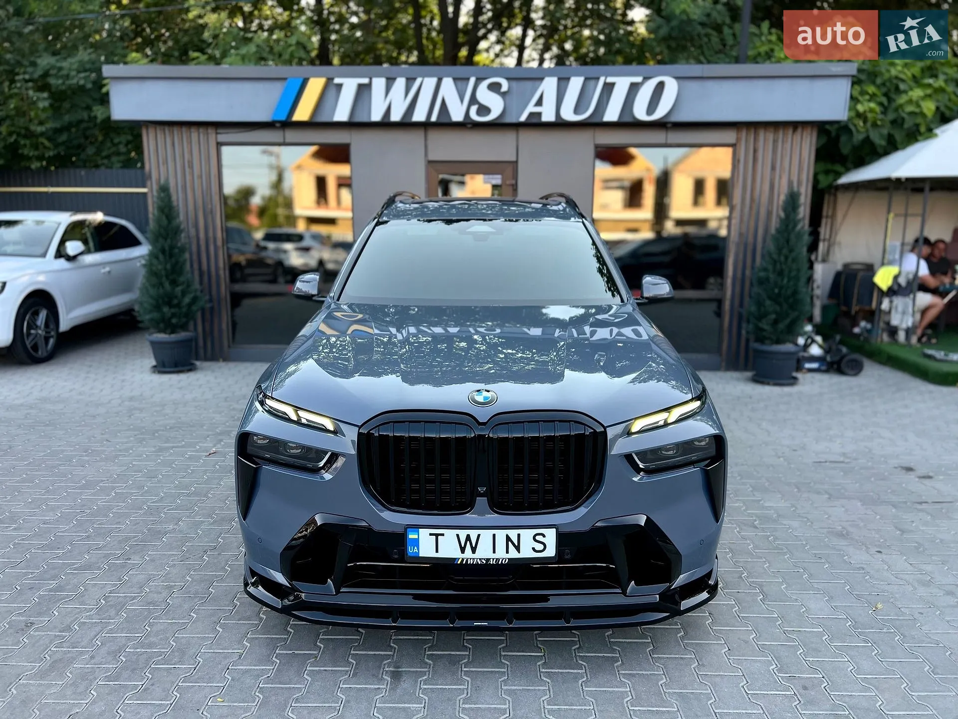 2023 BMW X7 - мініатюра 16