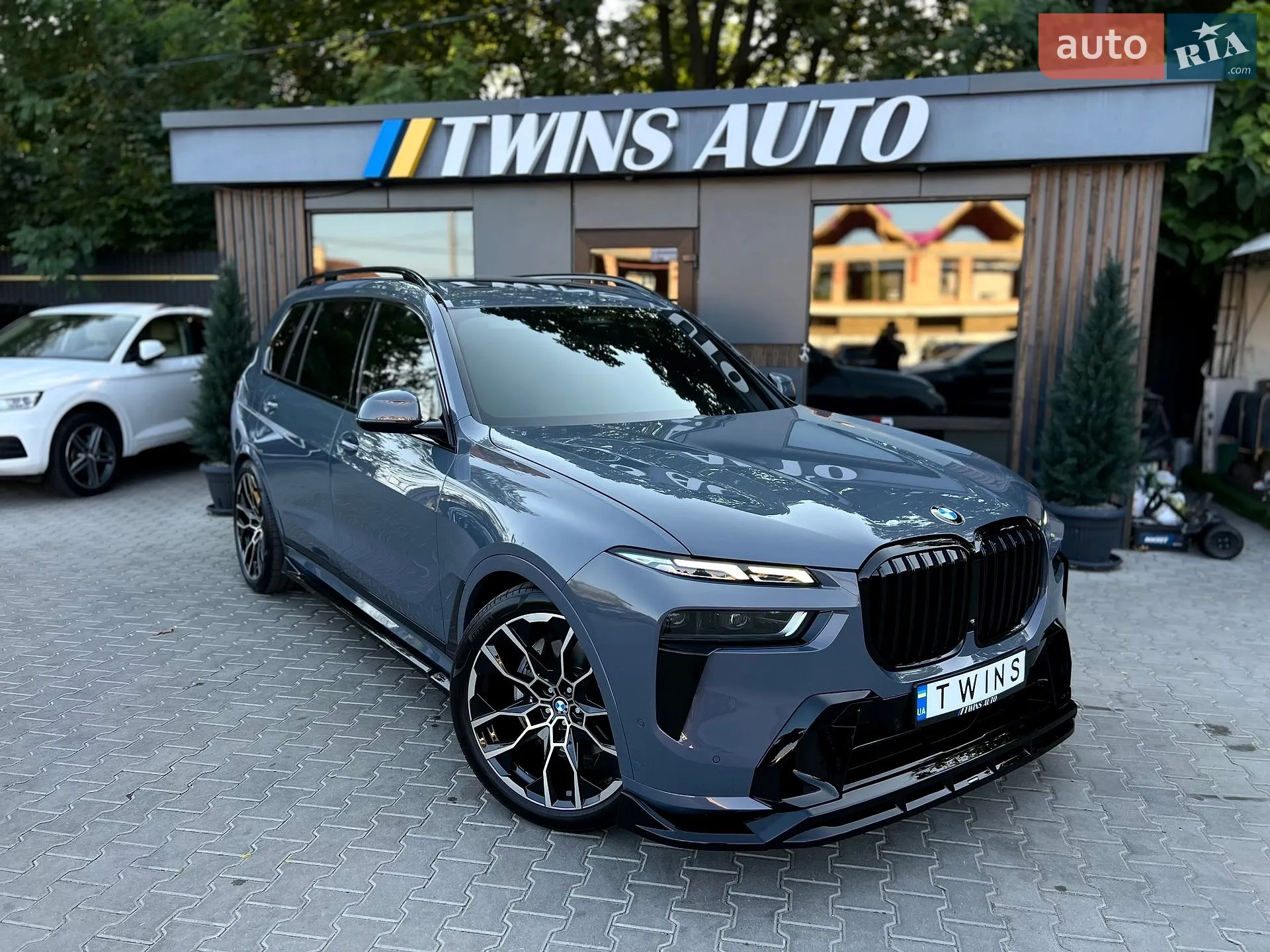 2023 BMW X7 - мініатюра 18