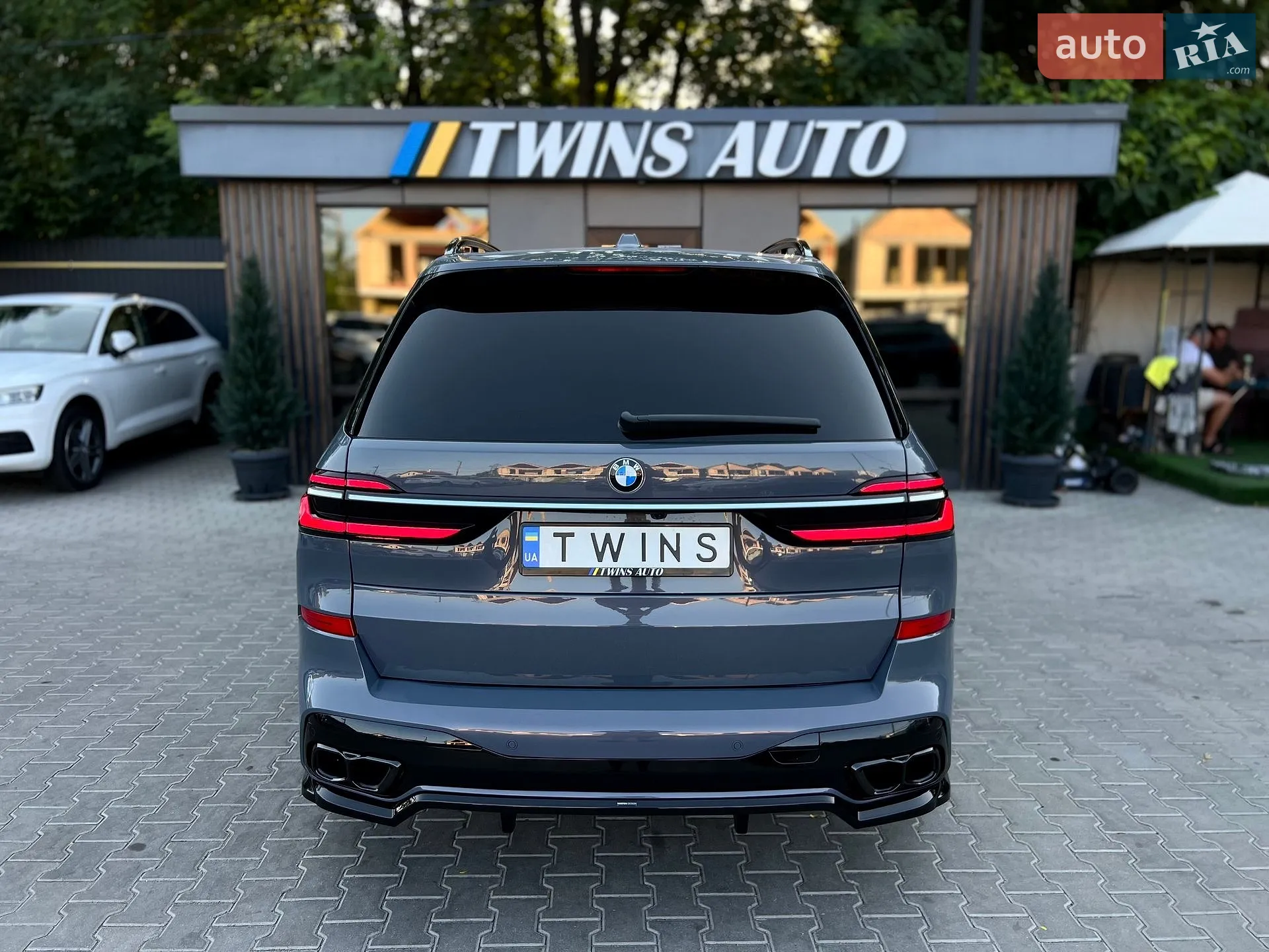 2023 BMW X7 - мініатюра 25