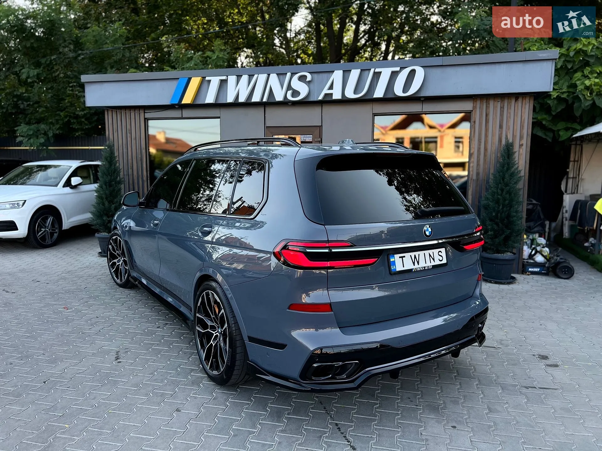 2023 BMW X7 - мініатюра 26