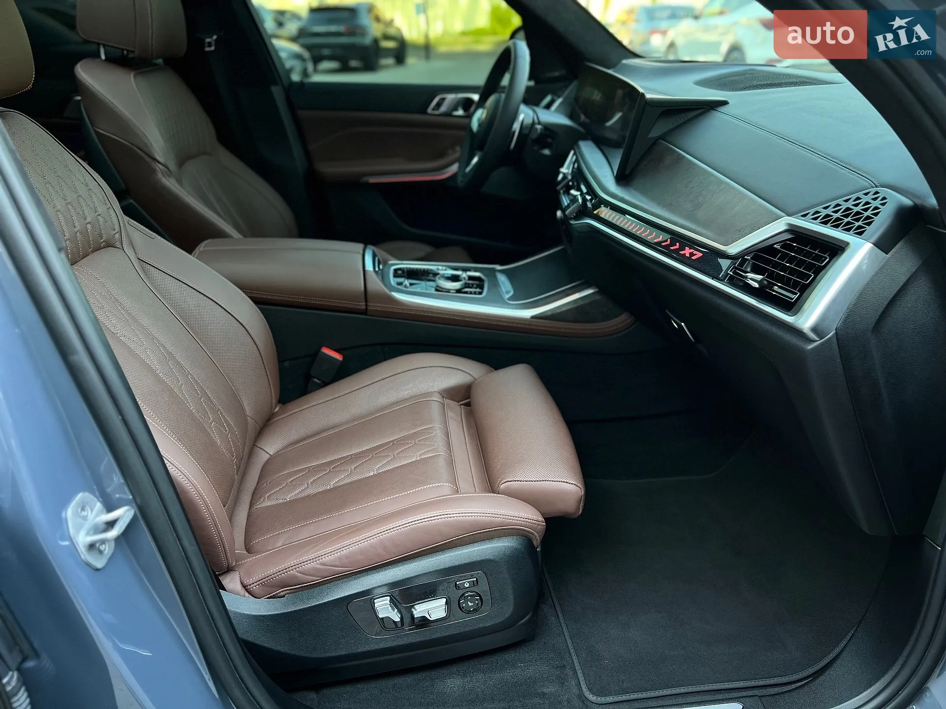 2023 BMW X7 - мініатюра 31
