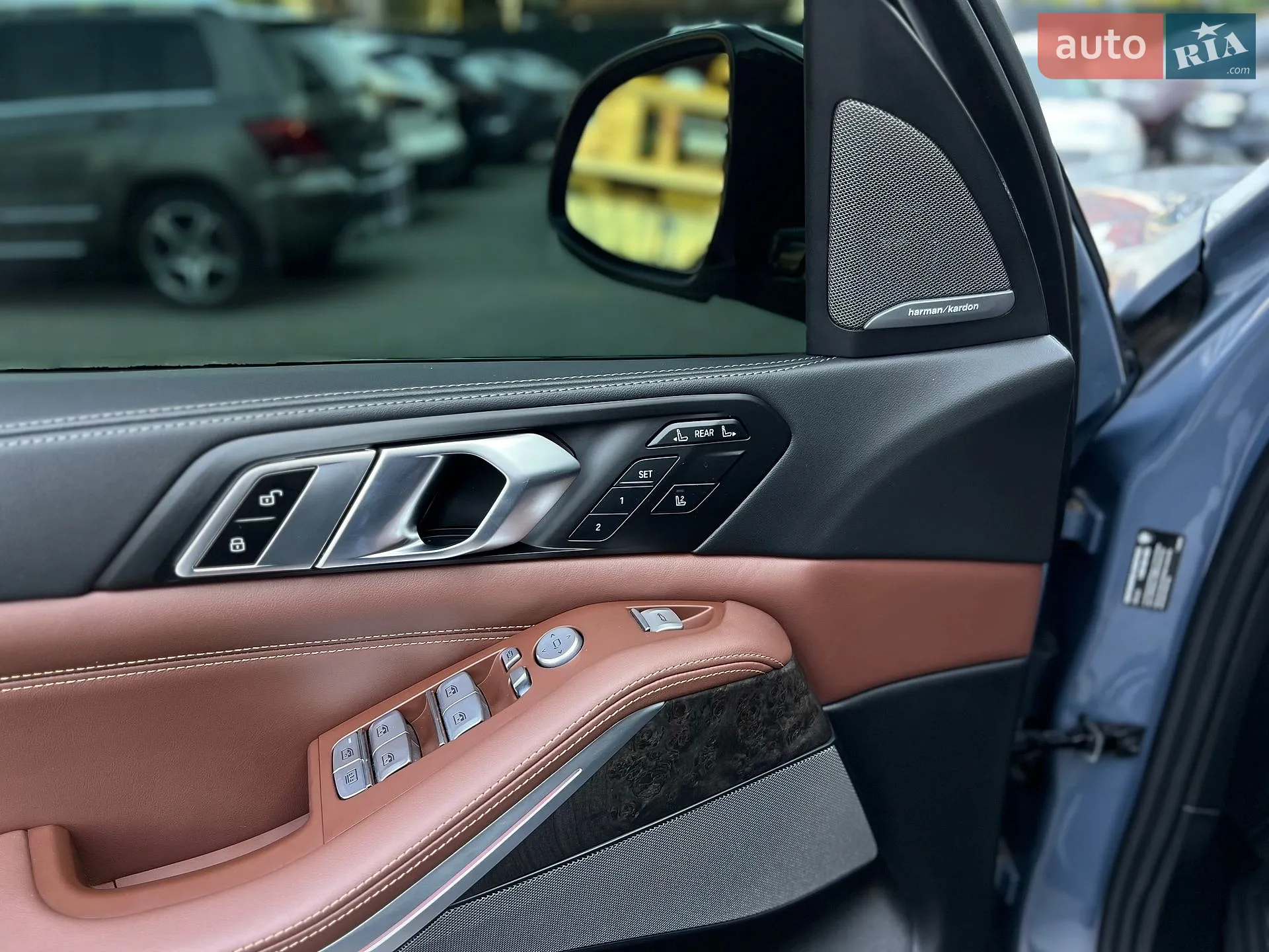 2023 BMW X7 - мініатюра 41