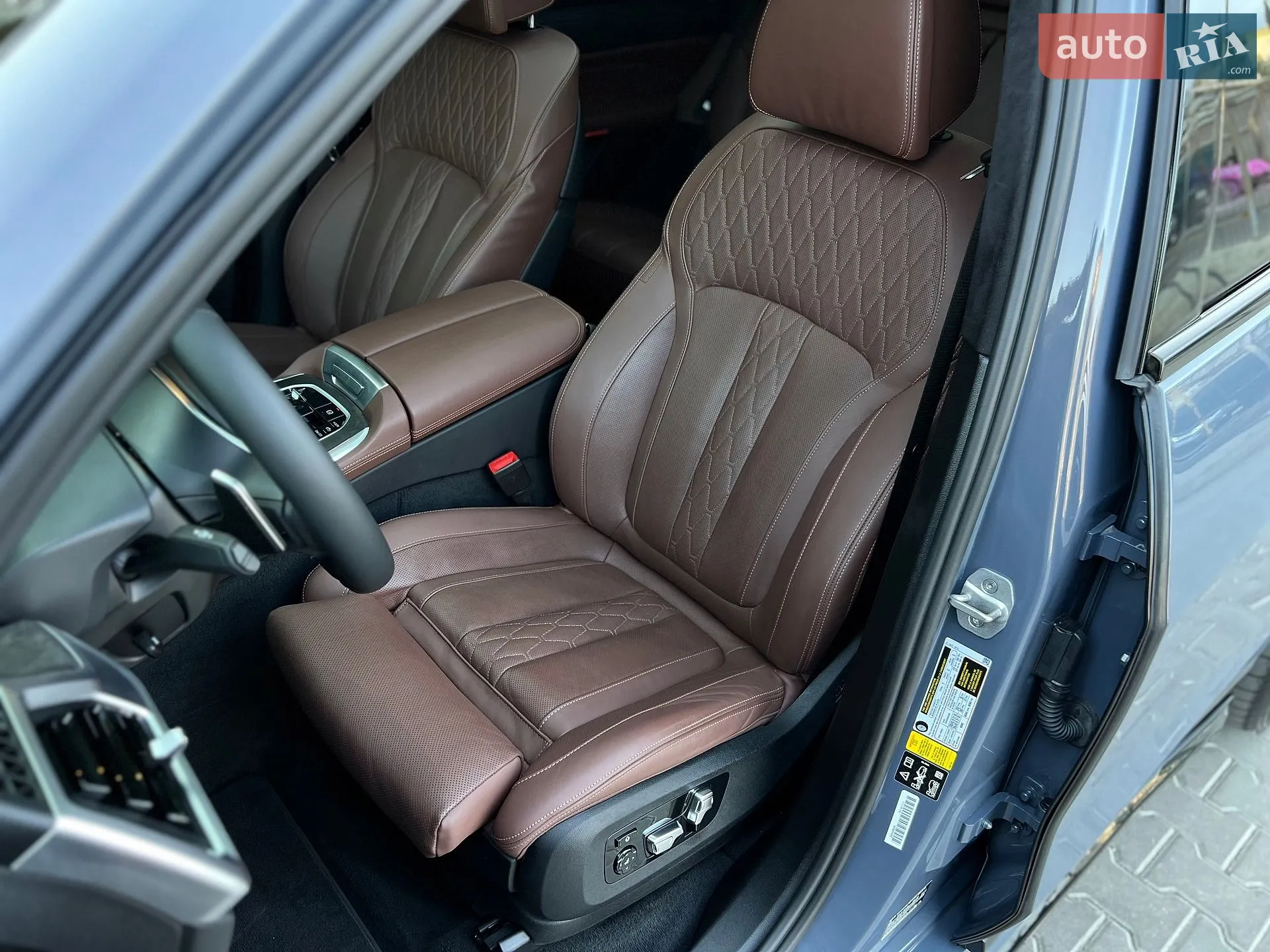 2023 BMW X7 - мініатюра 43