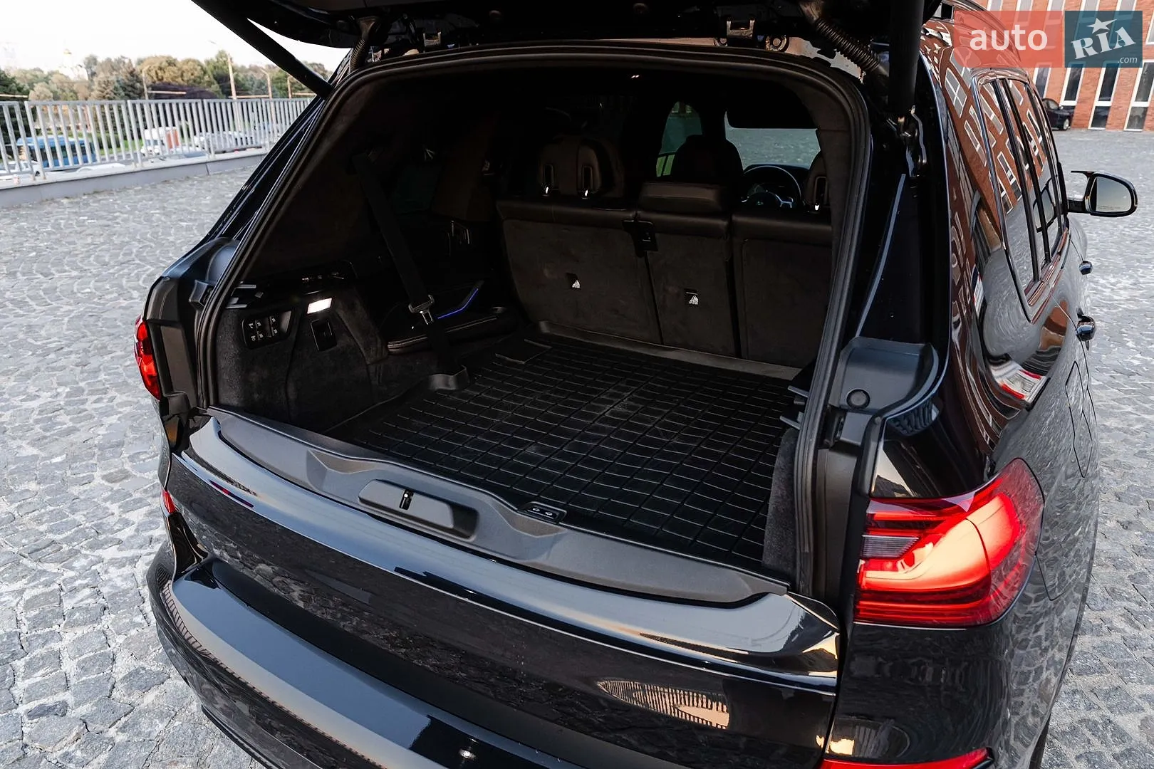 2019 BMW X7 - мініатюра 22