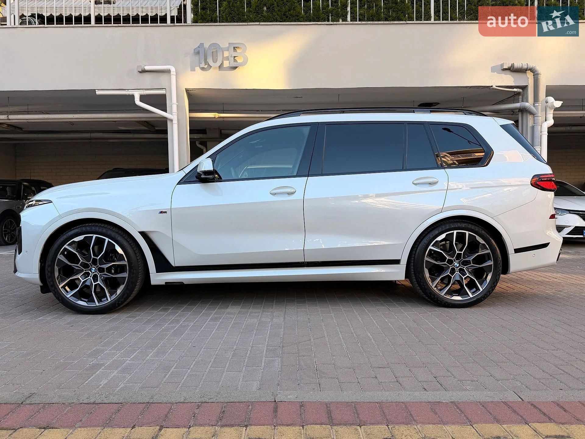 2023 BMW X7 - мініатюра 17