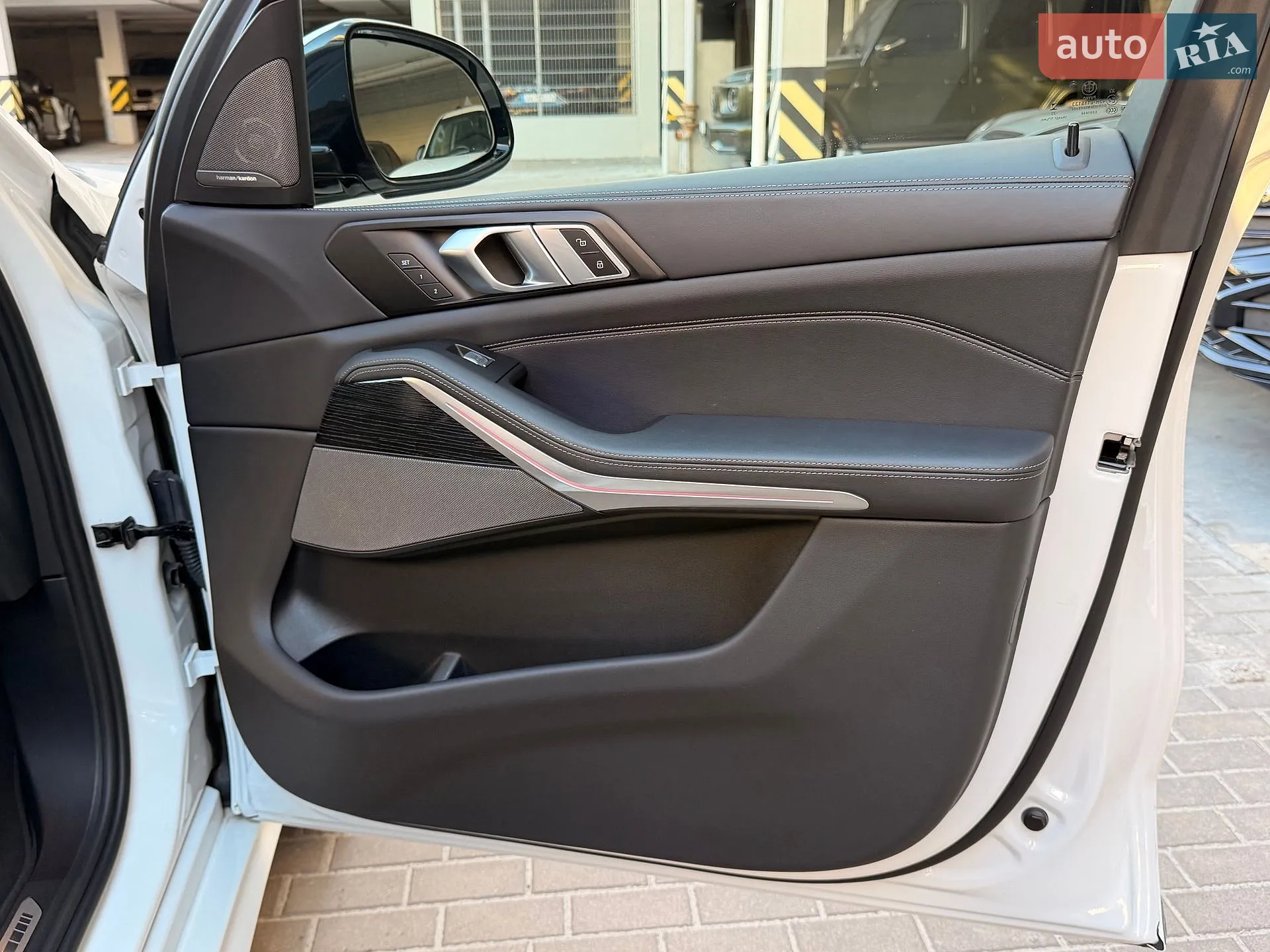 2023 BMW X7 - мініатюра 44