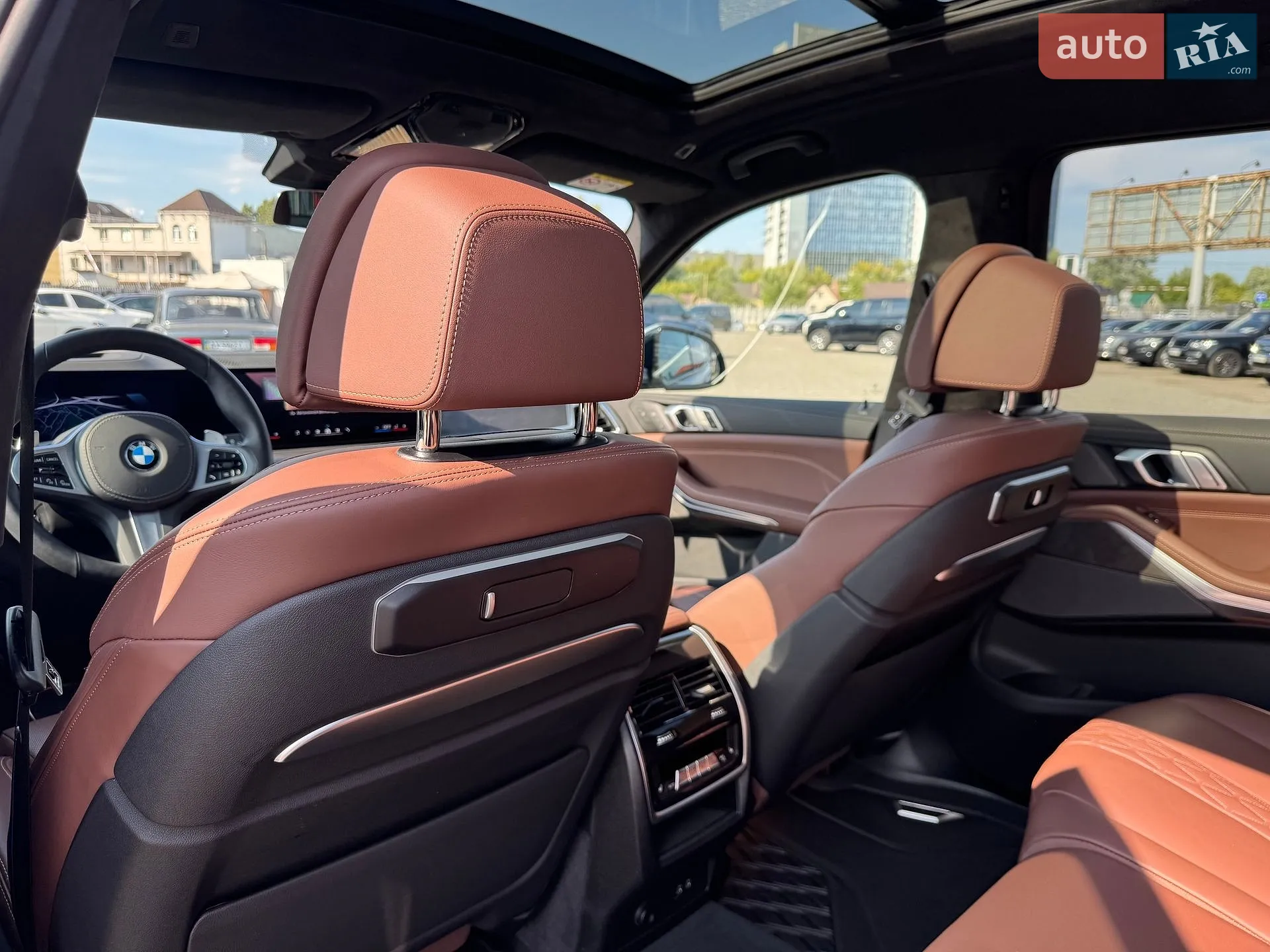 2025 BMW X7 - мініатюра 50