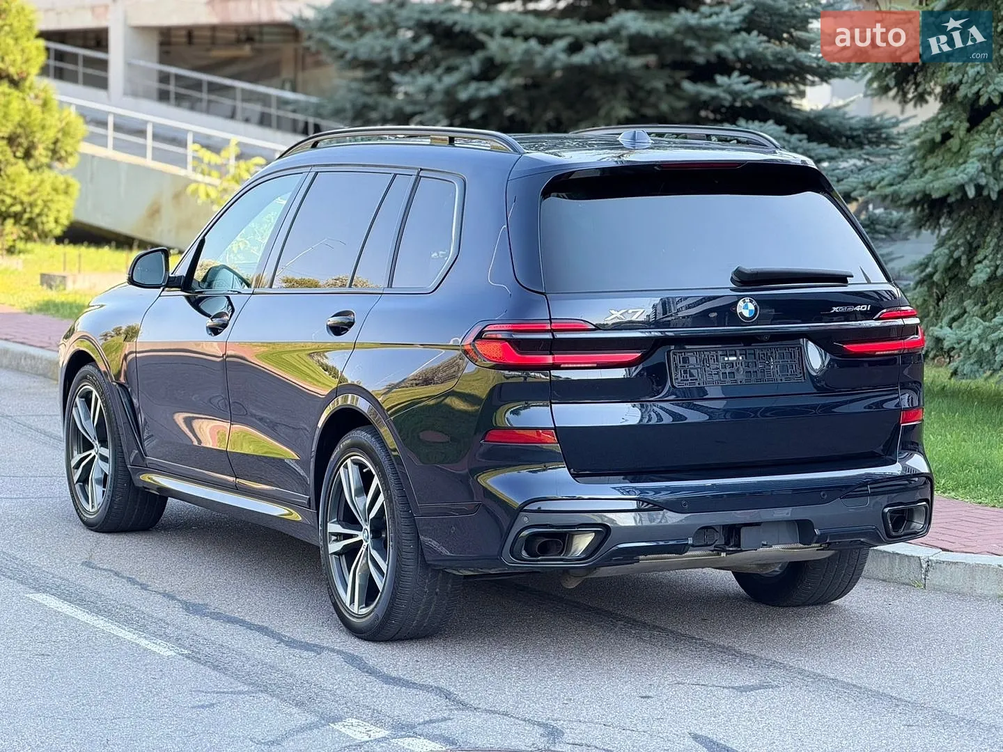 2023 BMW X7 - мініатюра 5