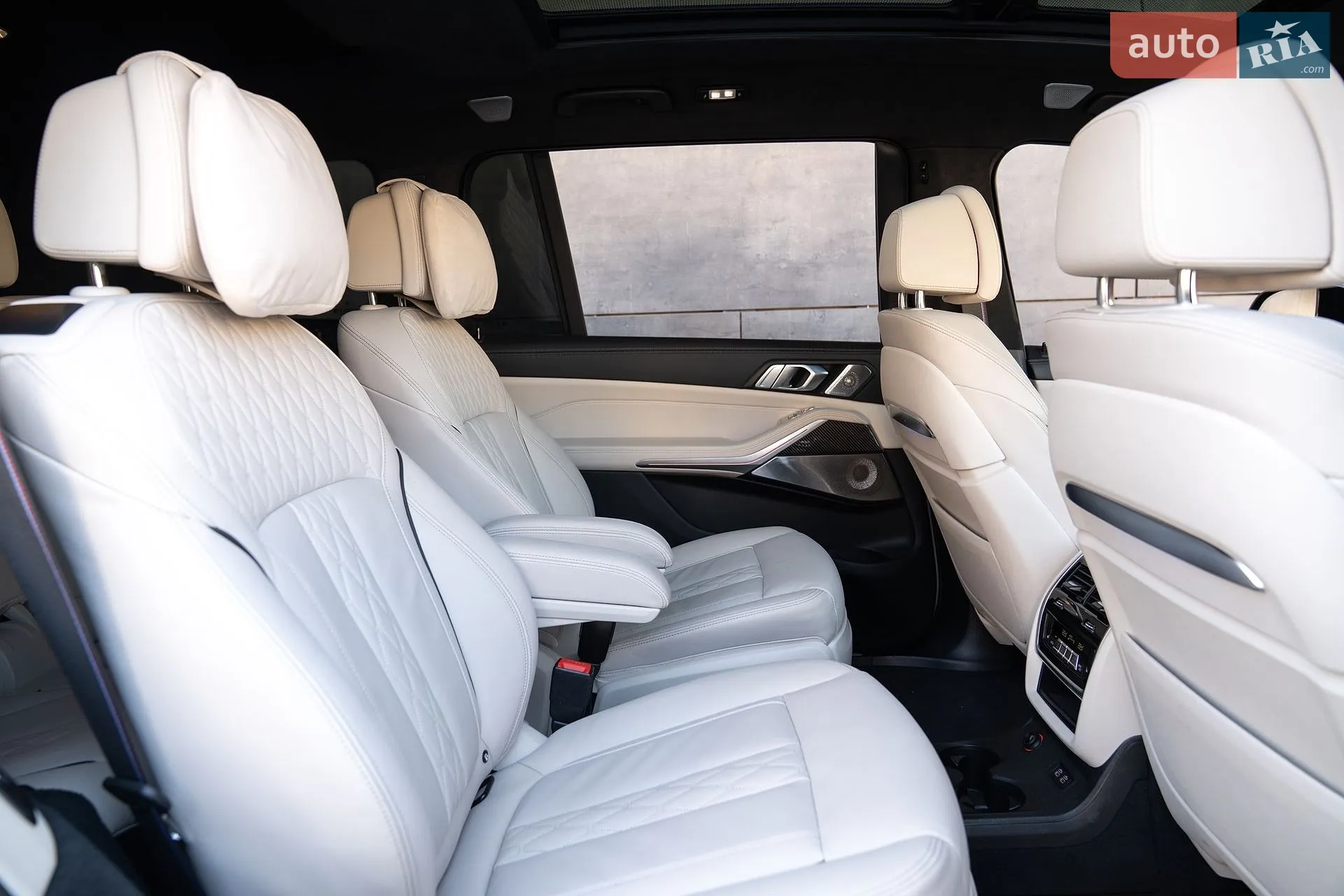 2023 BMW X7 - мініатюра 28