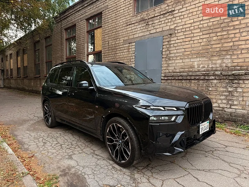 BMW X7