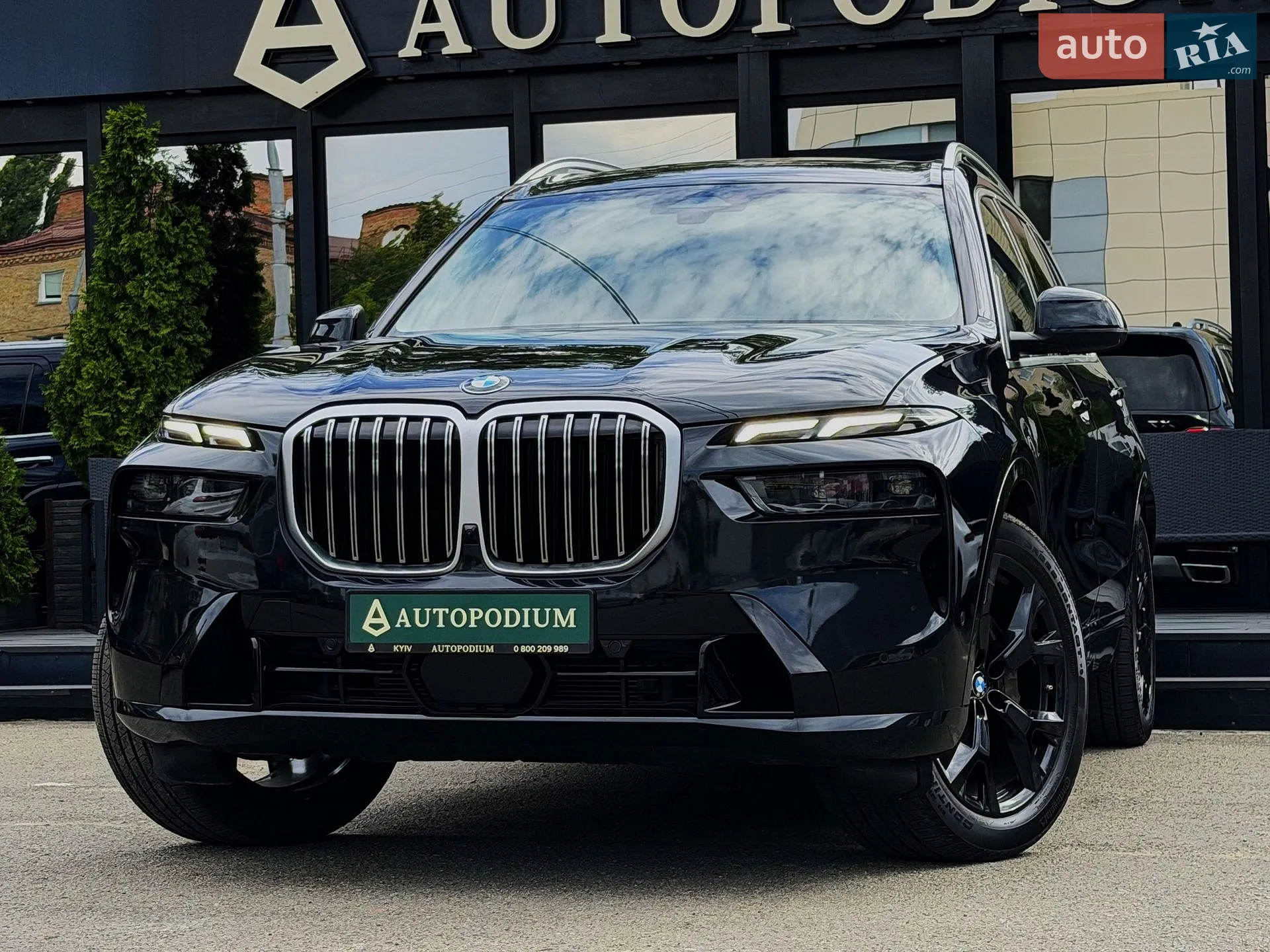 2023 BMW X7 - мініатюра 5