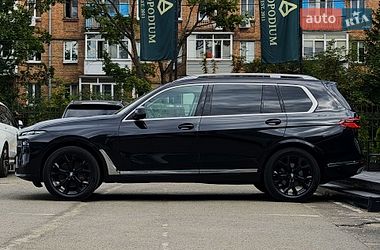 Внедорожник / Кроссовер BMW X7 2023 в Киеве