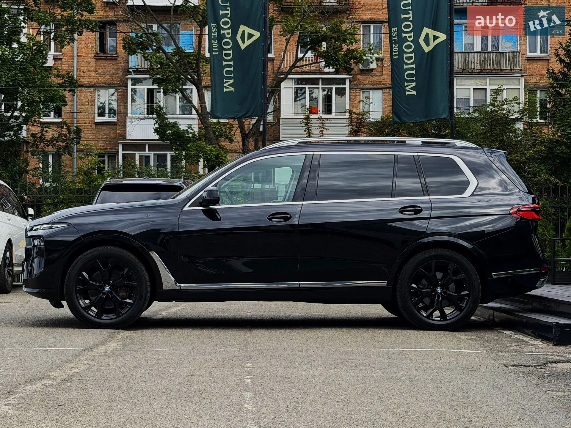 2023 BMW X7 - мініатюра 18
