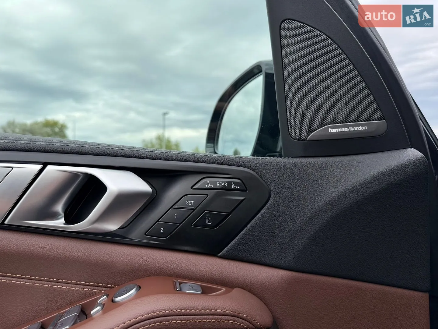 2022 BMW X7 - мініатюра 22