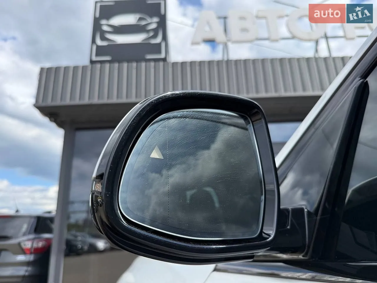 2021 BMW X7 - мініатюра 17