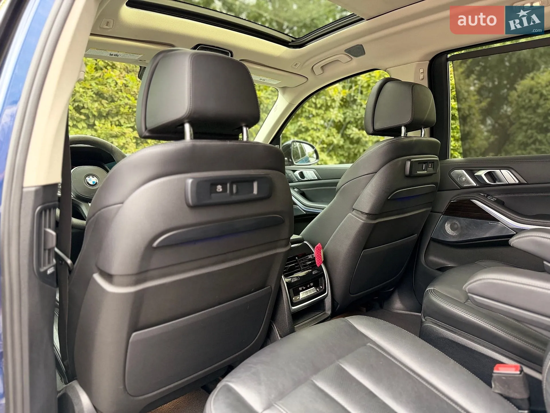 2020 BMW X7 - мініатюра 26