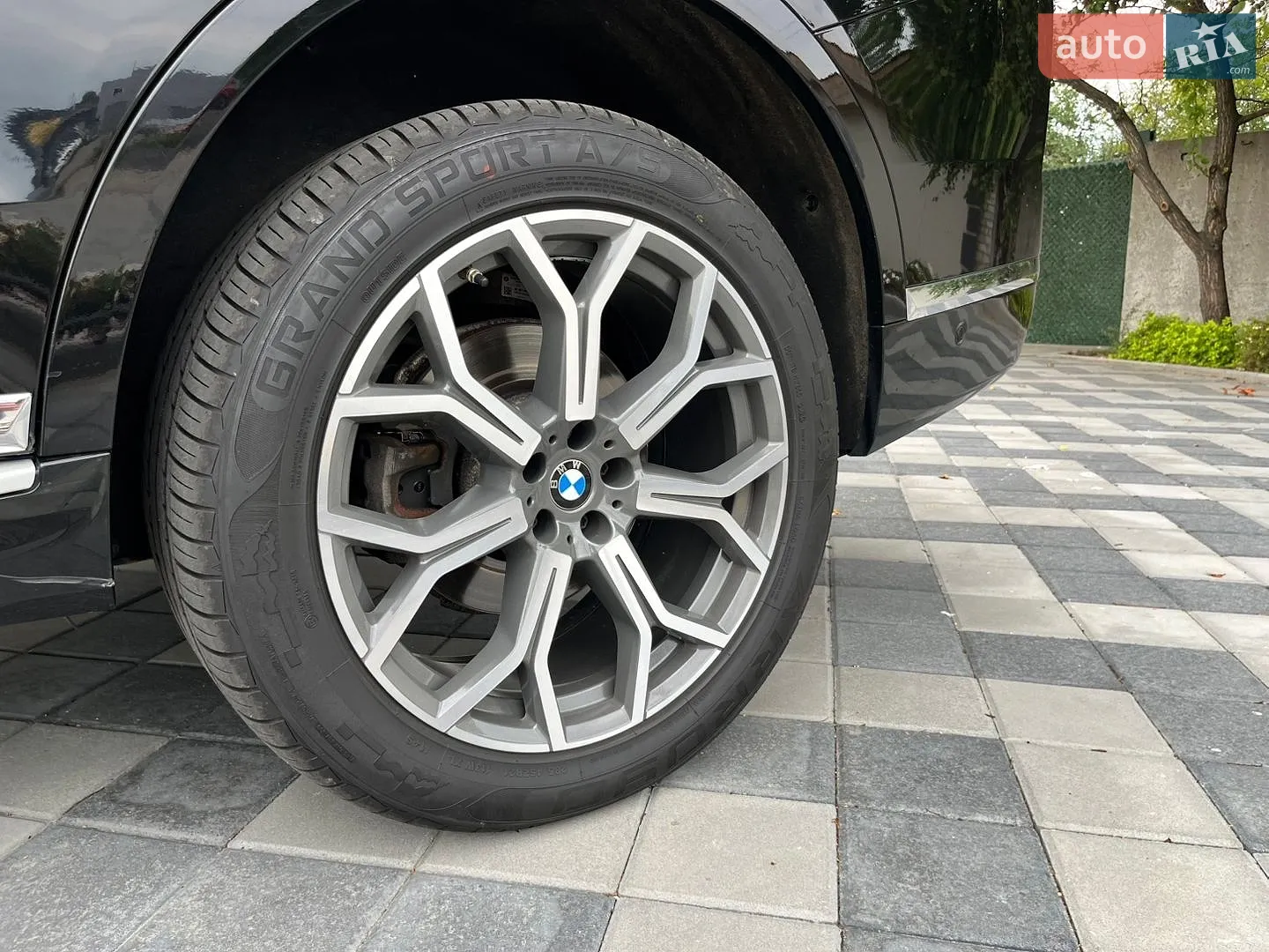 2019 BMW X7 - мініатюра 23