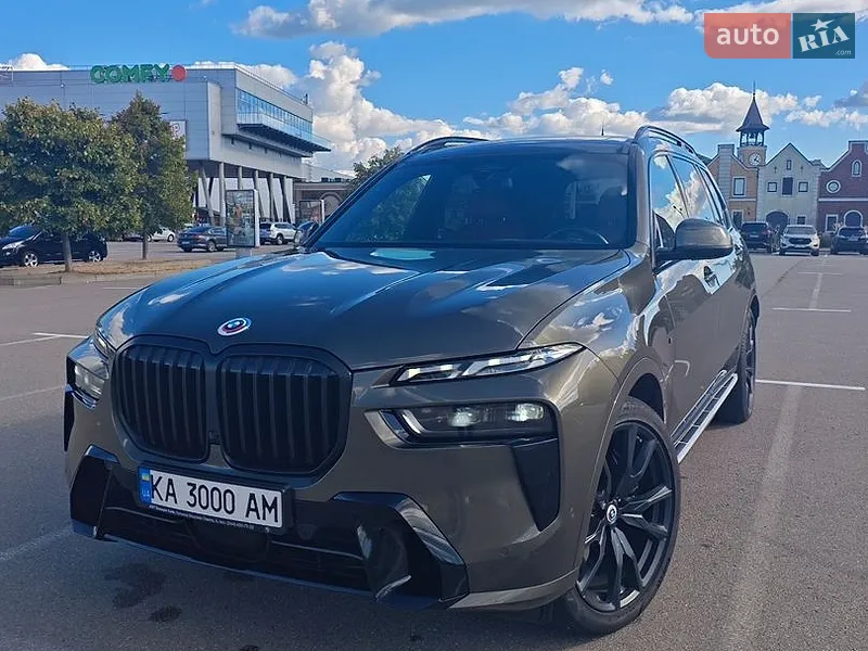 BMW X7